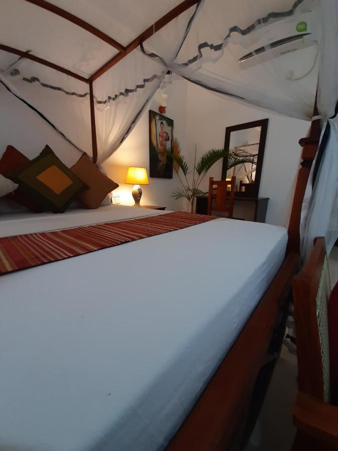 Hotel Chanara Сигирия Экстерьер фото