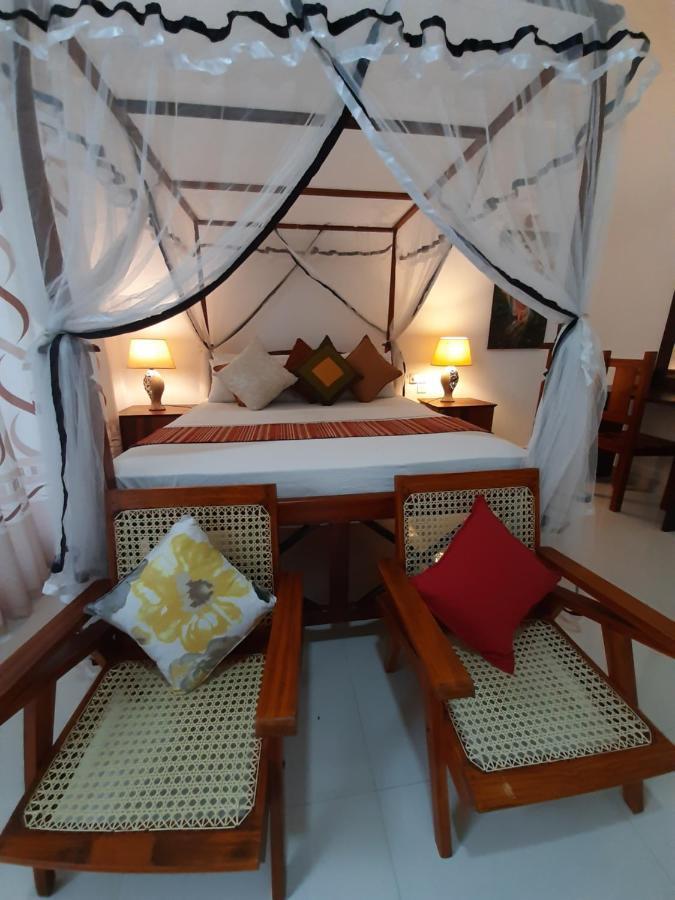 Hotel Chanara Сигирия Экстерьер фото