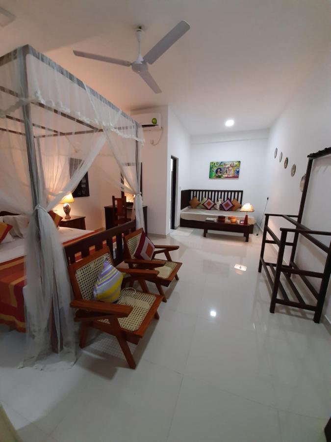 Hotel Chanara Сигирия Экстерьер фото